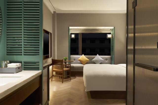 Superior King room