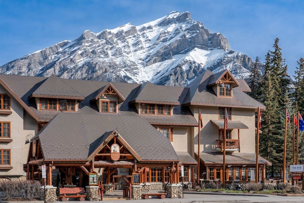 Banff Caribou Lodge4