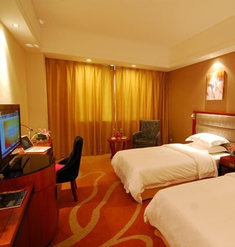 ChengDu HuaXi Angel Hotel0