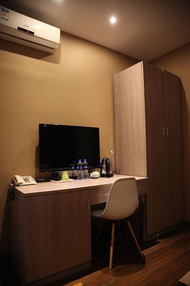 Deluxe Suite