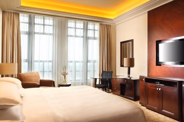 Deluxe Room, 1 King Bed