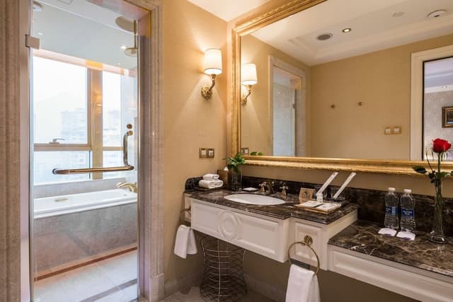 Club Room, 2 Double Beds, City View
