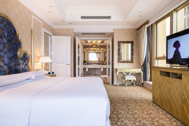 Club Suite, 1 Bedroom, River View