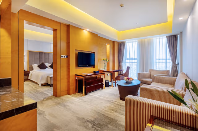 Deluxe Suite