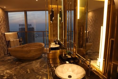 2 King Presidential Suite