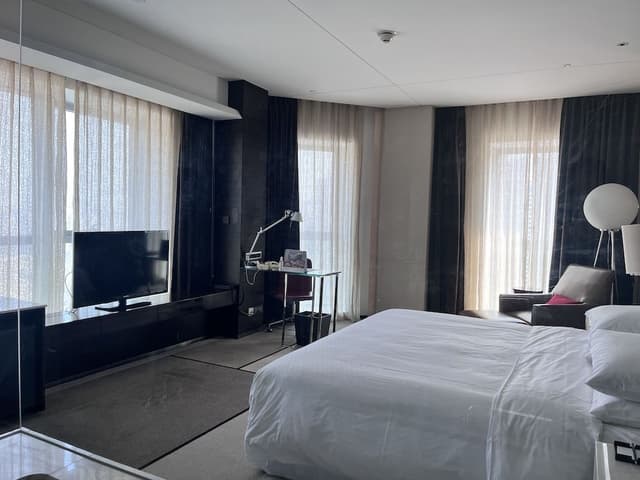 Deluxe Room, 1 King Bed, Non Smoking