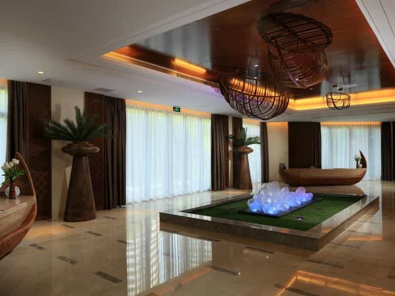 ไอแลนด์ สกายไลท์ รีสอร์ต