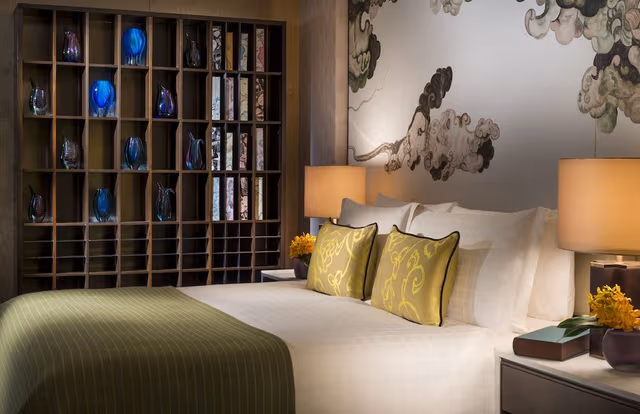 Club Room, 1 King Bed