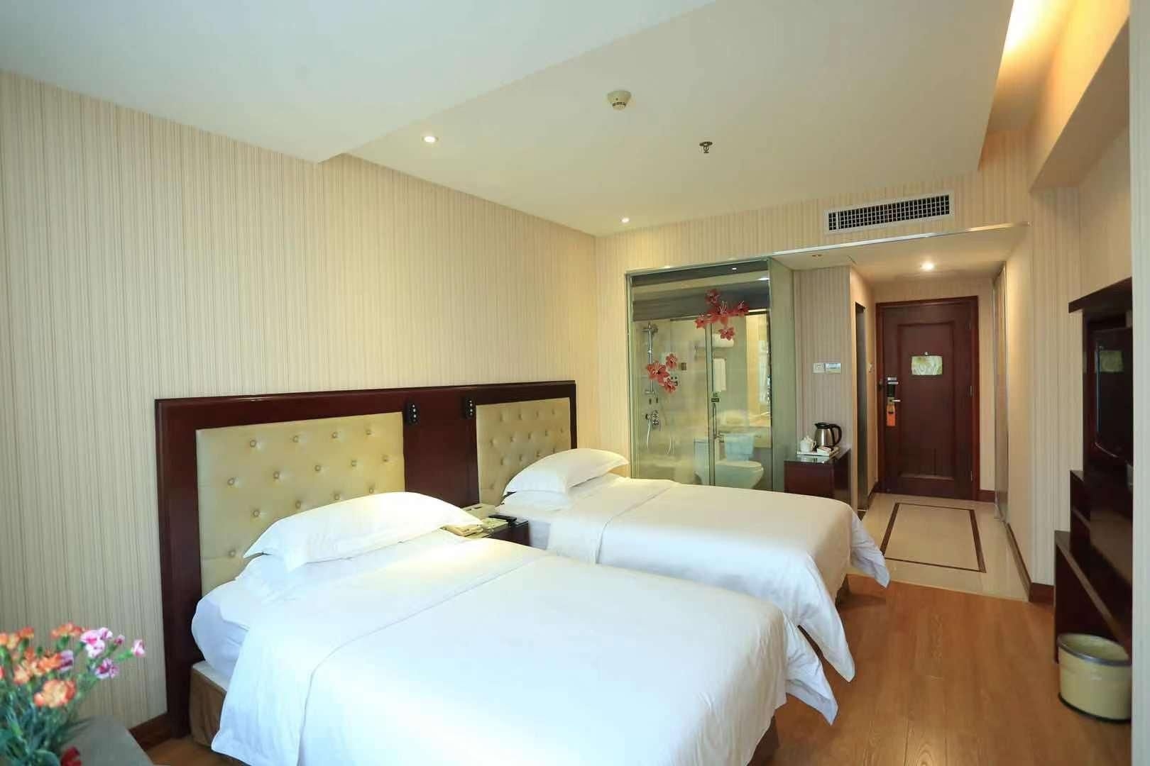 Vienna Hotel Shenzhen Pinghu Center Metro Station2