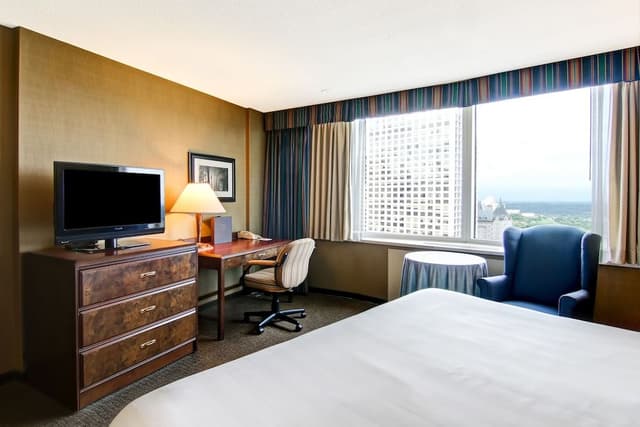 Standard Room, 1 King Bed, River View