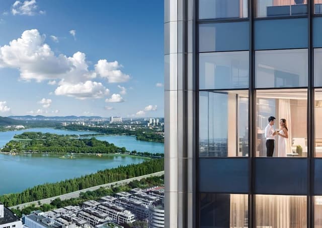 Horzion Grand Premier Lake View King