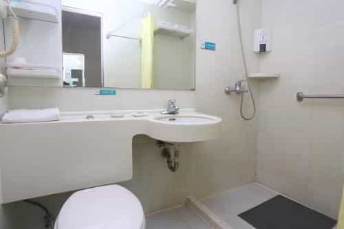 Jinjiang Inn Chengdu Taikoo Li Wenshuyuan Metro Station Jinjiang Inn Chengdu Taikoo Li Wenshuyuan Metro Station