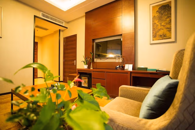 Deluxe Suite