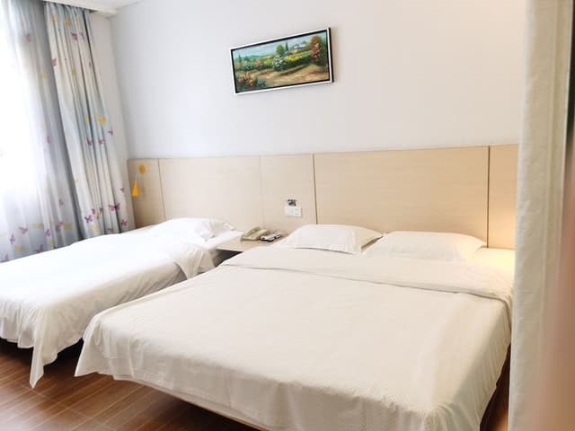 Classic Twin Room
