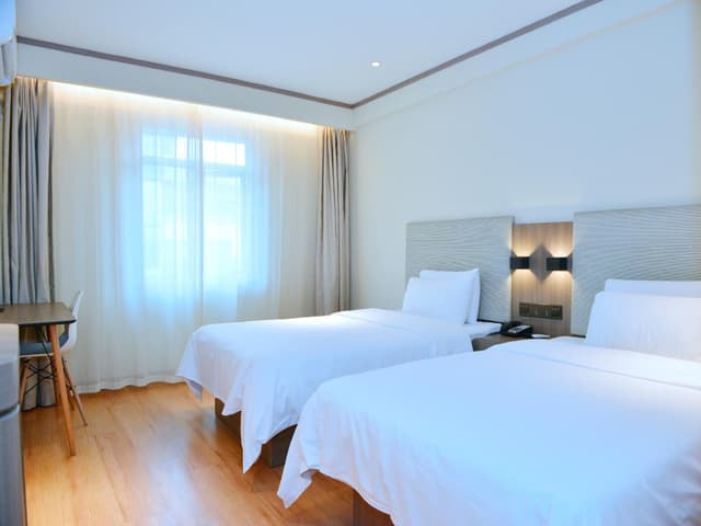 Huazhu - Twin Room