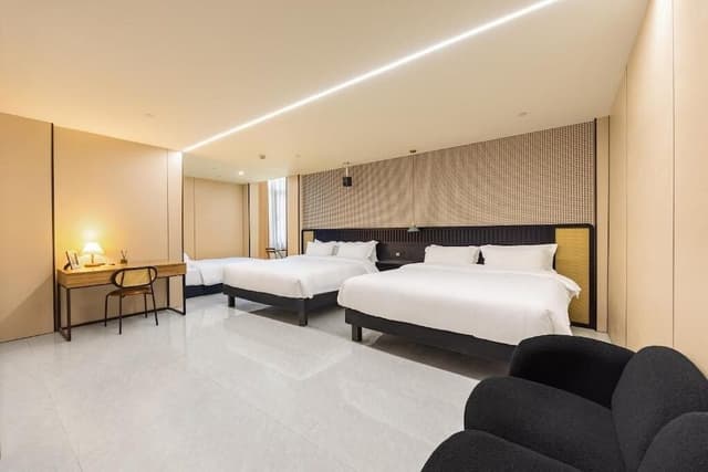 Classic Triple Room