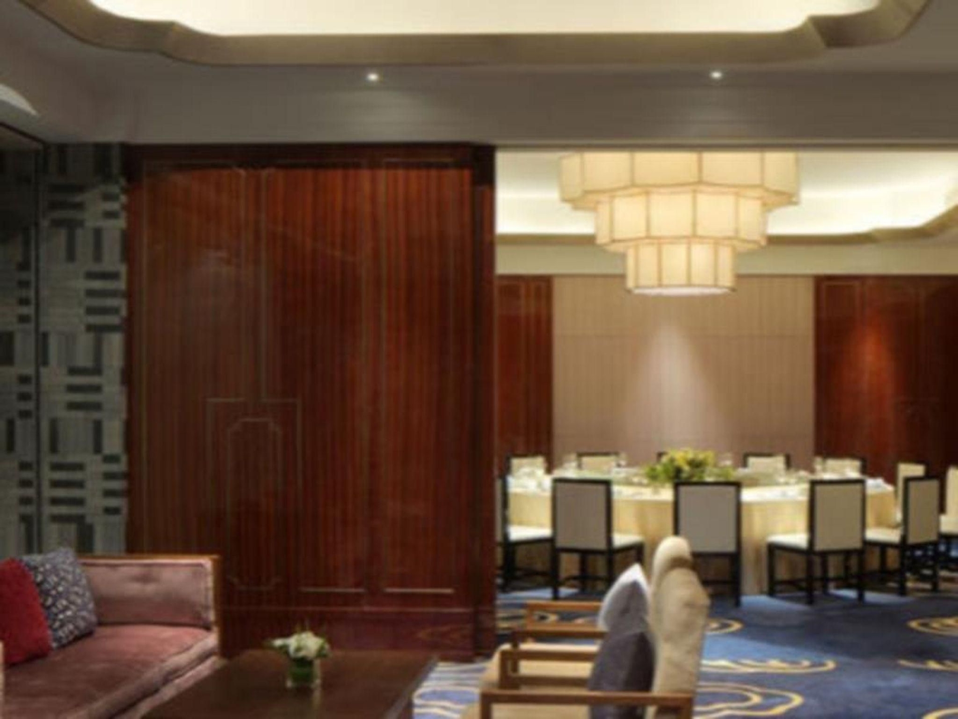 โรงแรม เรดิสัน บลู กาชการ์ (Radisson Blue Hotel Kashgar)4
