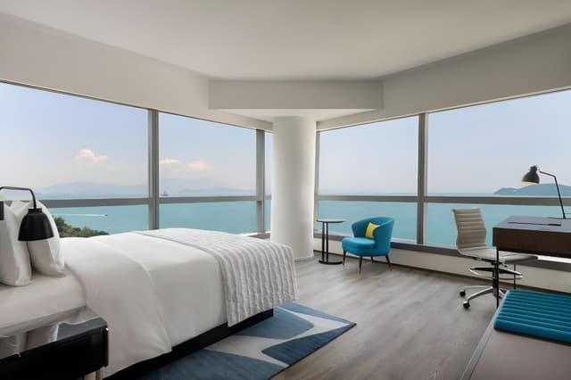Guest room, 1 King, Oceanside