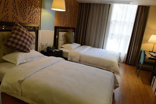 Comfort Twin Room