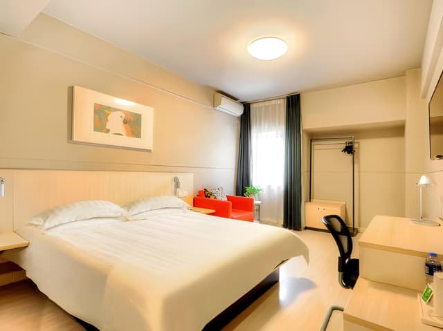 WH - Standard Room