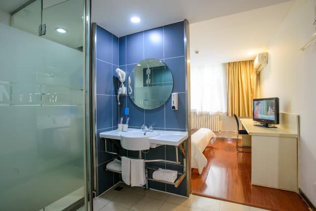 Huazhu - Destress Superior Bed Room
