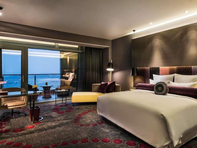 Executive Room, 1 King Bed
