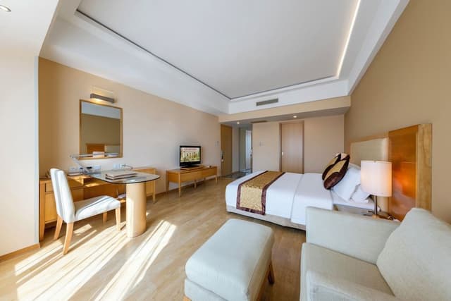 Superior Room, 1 King Bed