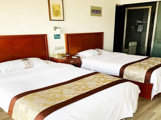 Twin Room with View