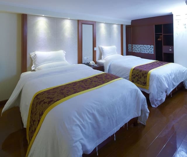 Luxury Suite, 3 Bedrooms