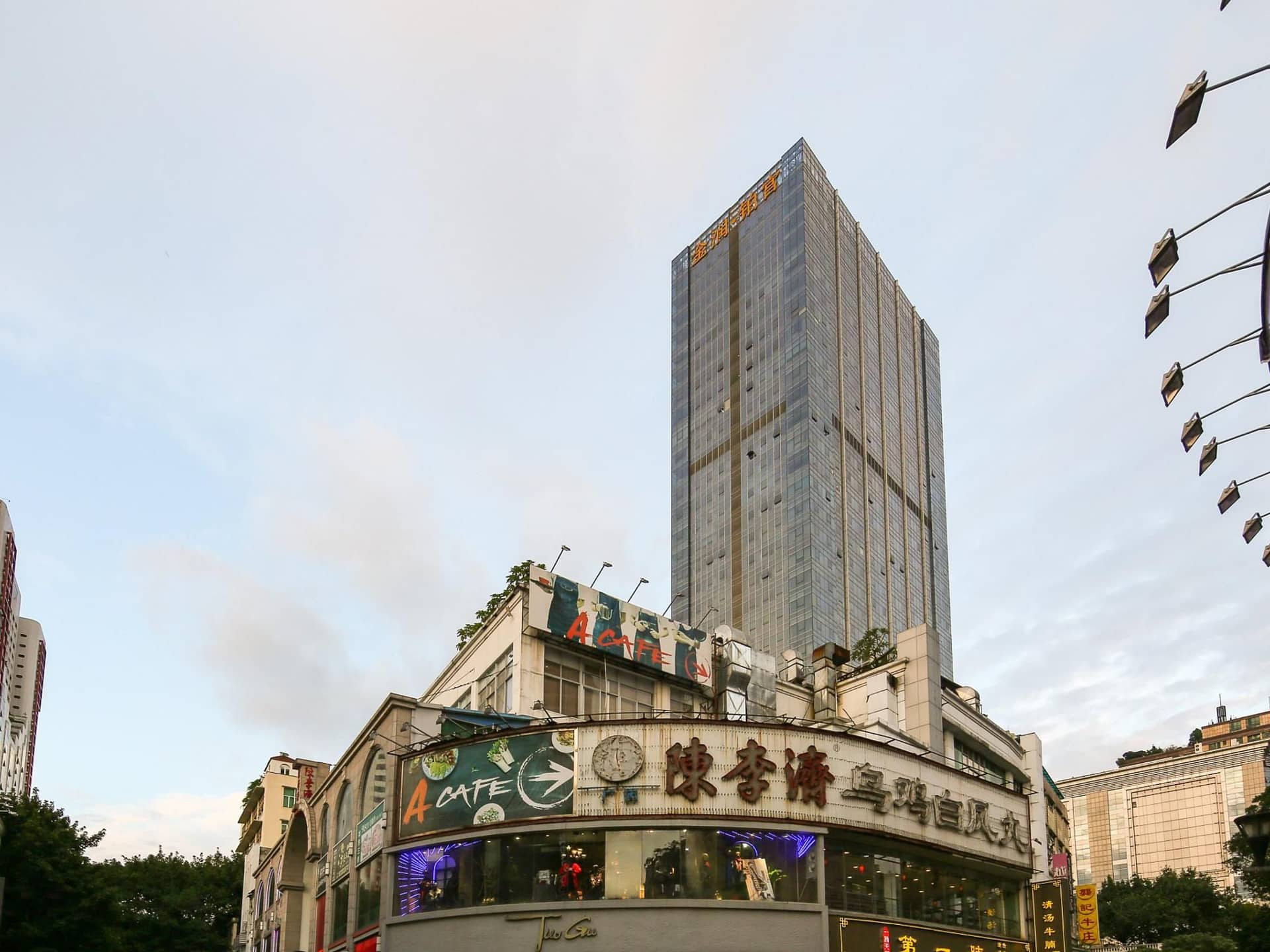 Louidon Mega Apartment Hotel Of Kam Rueng Plaza Louidon Mega Apartment Hotel Of Kam Rueng Plaza
