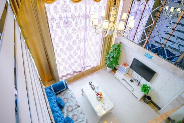 Deluxe Suite(Two bed for 4 person)