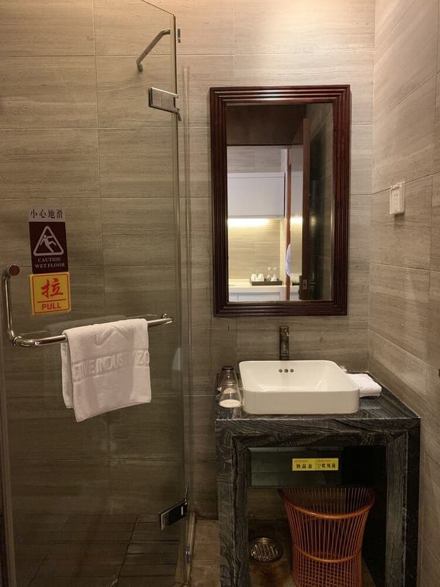 Apartment Suite