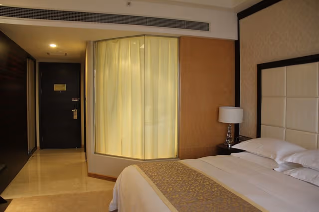 Executive Room, 1 King Bed, Non Smoking
