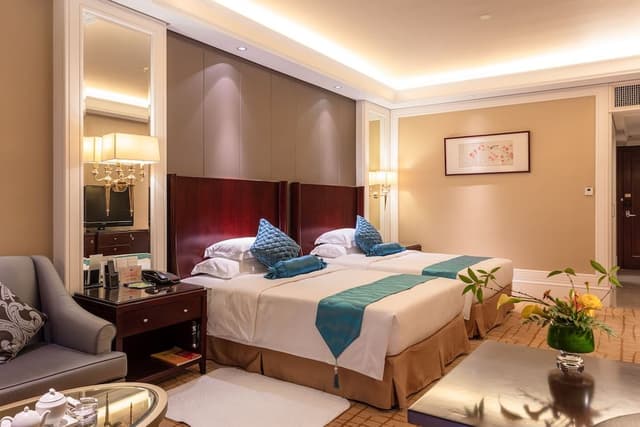 Deluxe Room with Garden View
