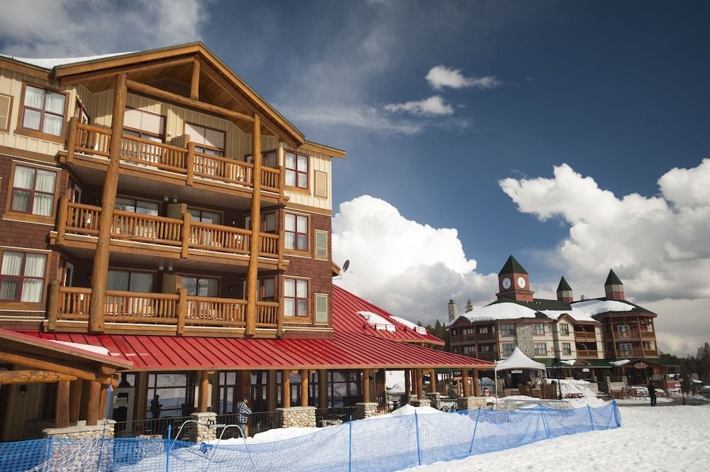 Trickle Creek Lodge3