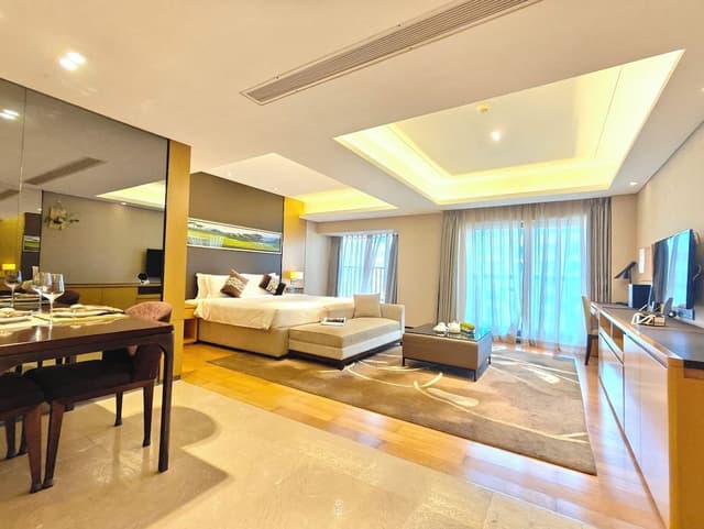 Premier Apartment, 1 King Bed