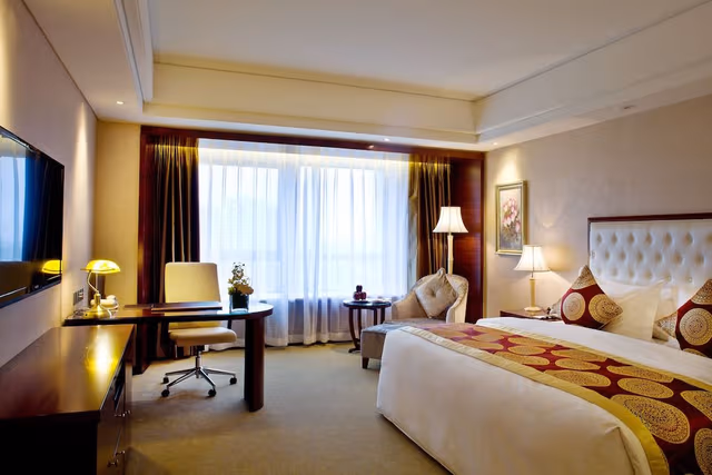 Executive Room, 1 King Bed, Non Smoking