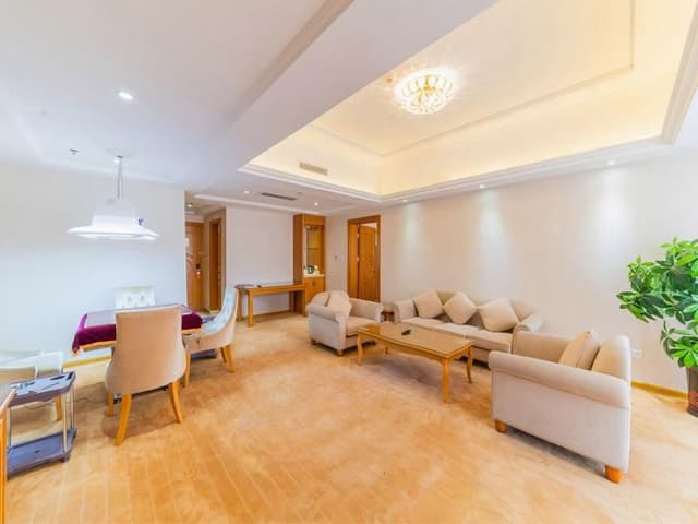 Vienna - Functional Chess Suite Room