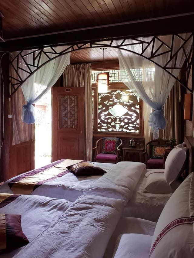 Superior Twin Beds Room