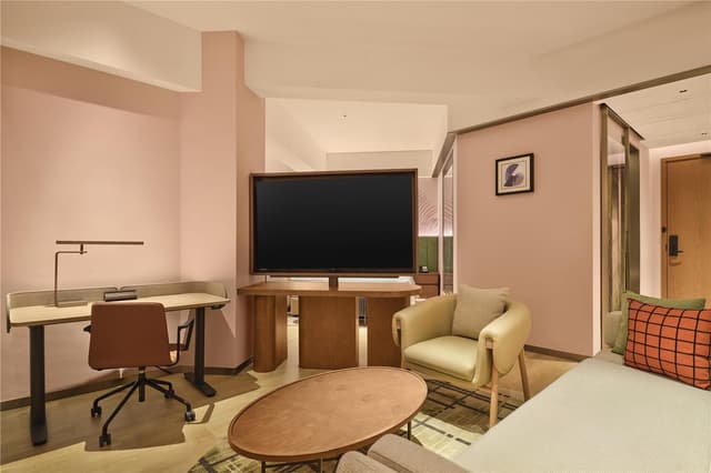 KING DELUXE ROOM WITH SOFA BED