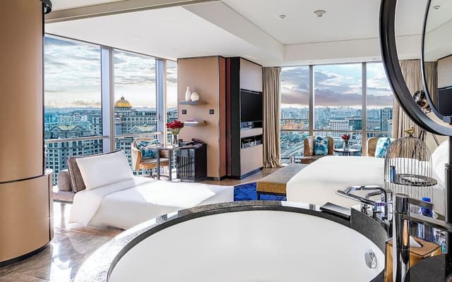 Family Room, 1 King Bed (Magnifique)