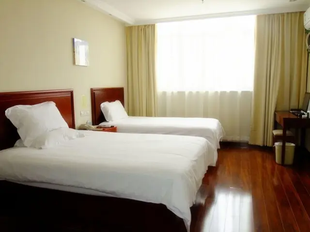 Twin Bussiness Room
