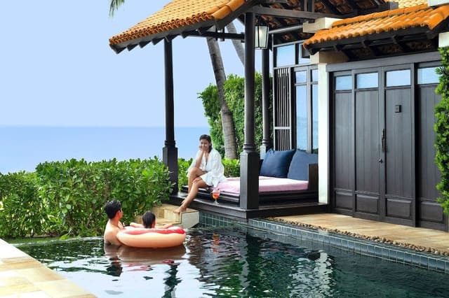 Ocean Pool Villa King