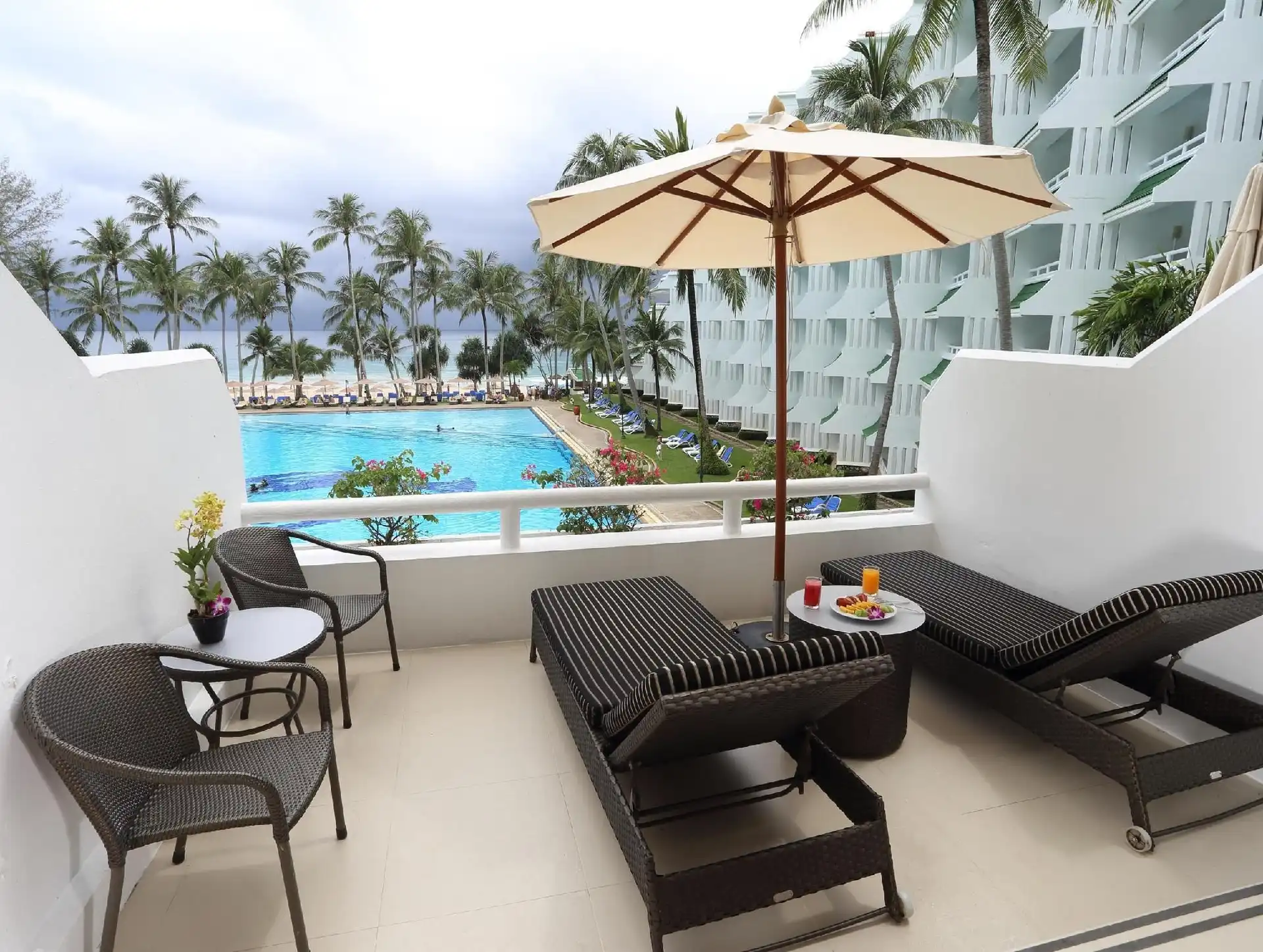 Le Méridien Phuket Beach Resort Le Méridien Phuket Beach Resort