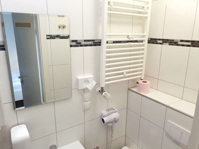 Basic Double or Twin Room, 2 Twin Beds