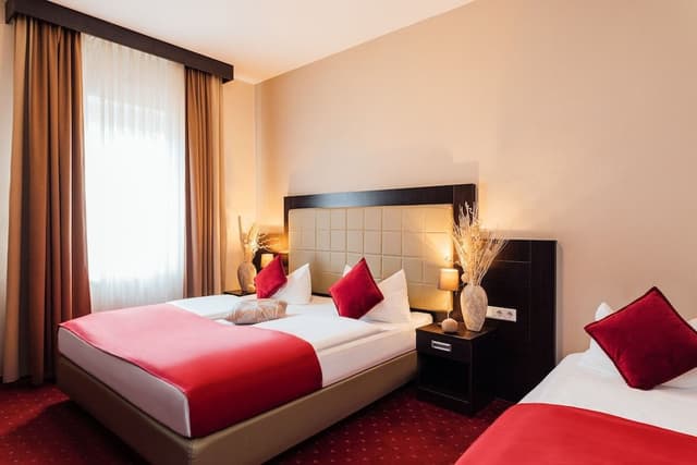 Comfort Triple Room