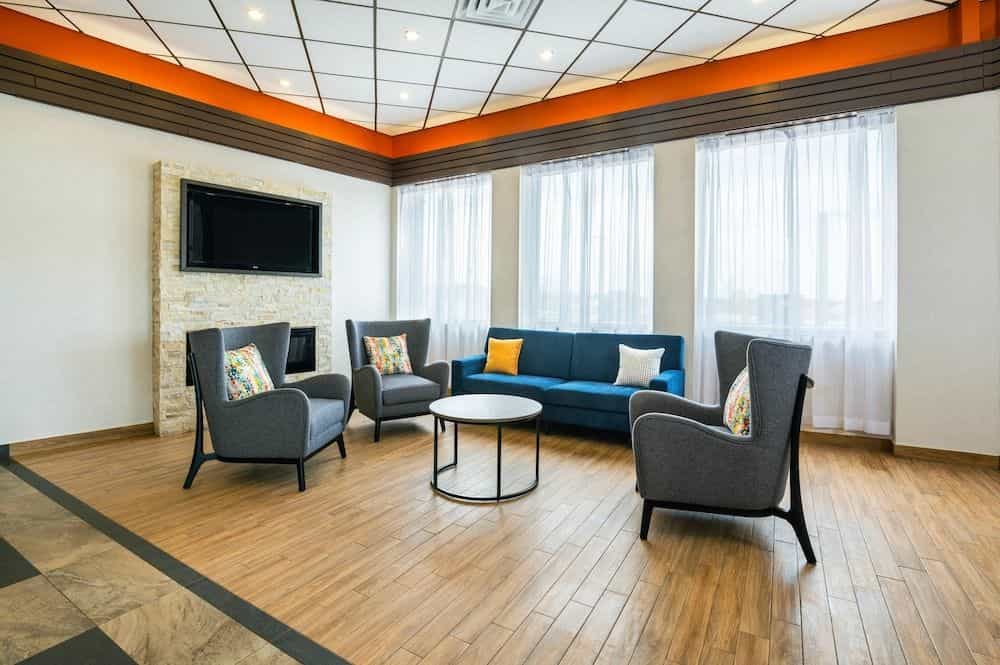 Comfort Inn Suites Barrie
