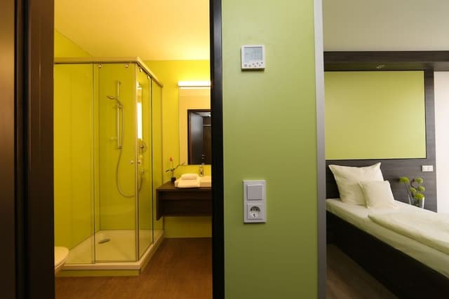 Single Room Parking Site