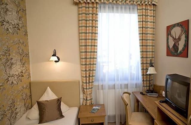 Standard Single Room