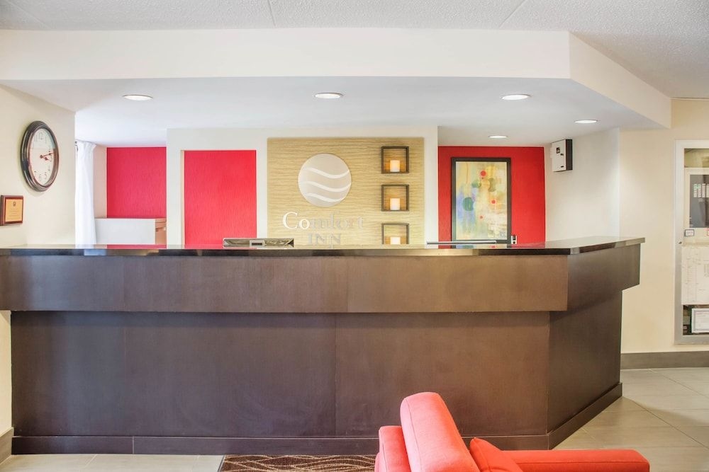 Comfort Inn Brantford1
